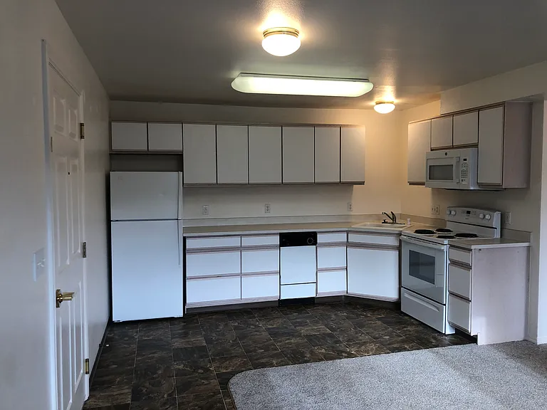 1400 SE Fancy Free Dr #104 — Photo 3