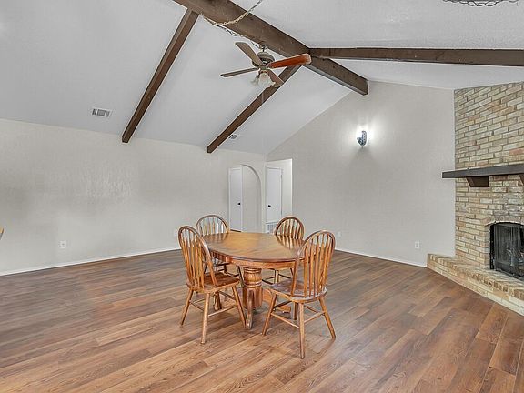 5th image of 369 Anna Hobbs Ln