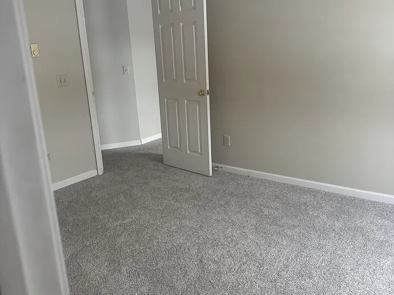 9377 Winding Creek Dr — Photo 8