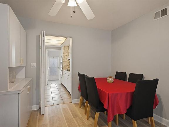 5th image of 2011 58TH AVENUE N #5