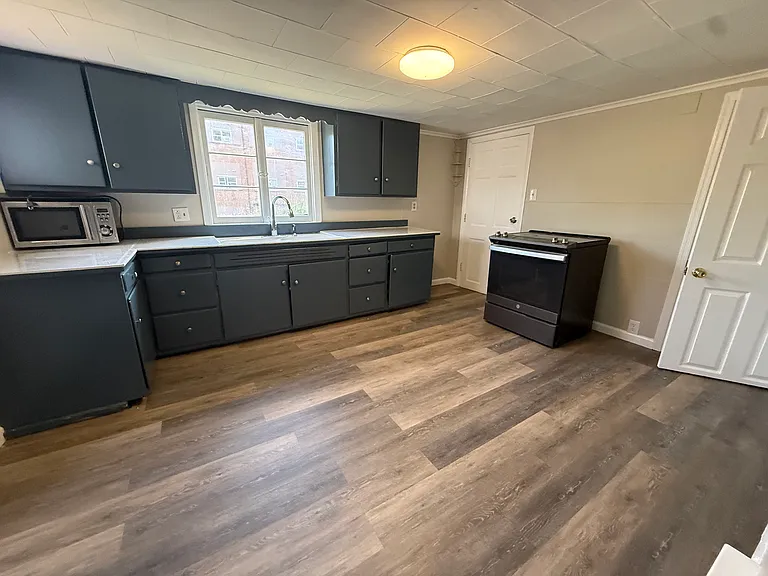 54 Terrace St — Photo 5