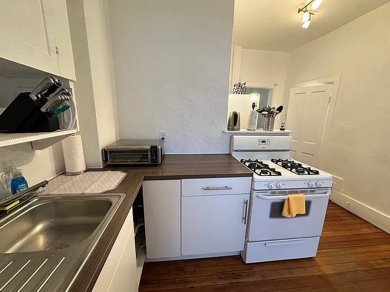 62 Lincoln St #2 — Photo 17