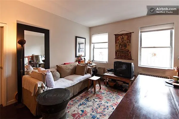 Rented by R New York | media 43