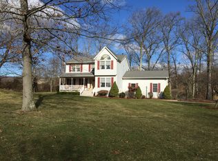 203 Coventry Ct, Newton, NJ 07860