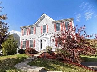 1220 Willowbrook Dr, Washington, PA 15301