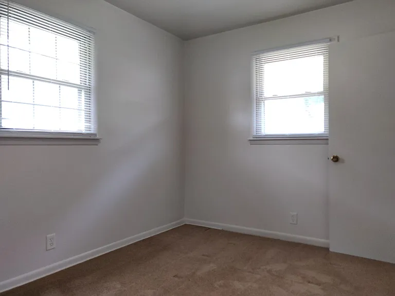 3434-3436 Woodmar Ct — Photo 7