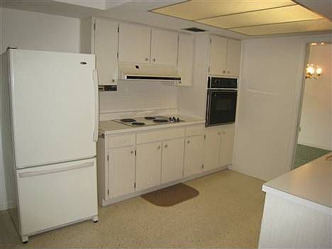 5th image of 14054 Thacher Ave