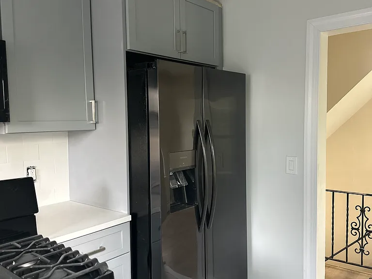 380 Main St #2 — Photo 9
