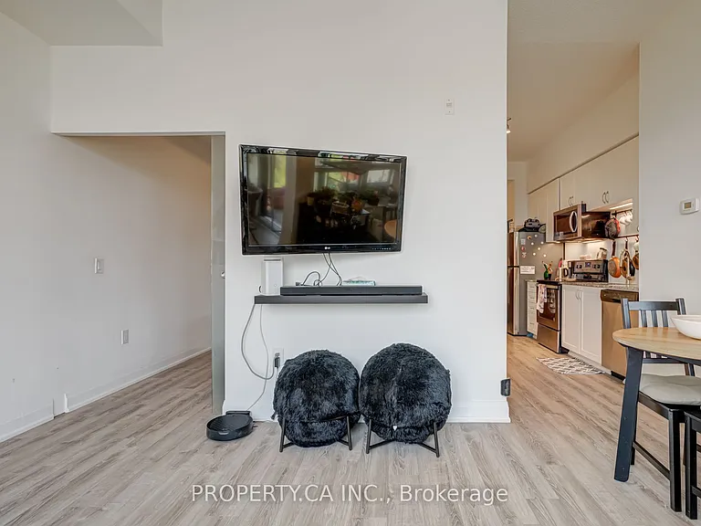2800 Keele St #611 — Photo 7