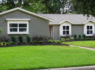 9307 Meadowglen Ln, Houston, TX 77063