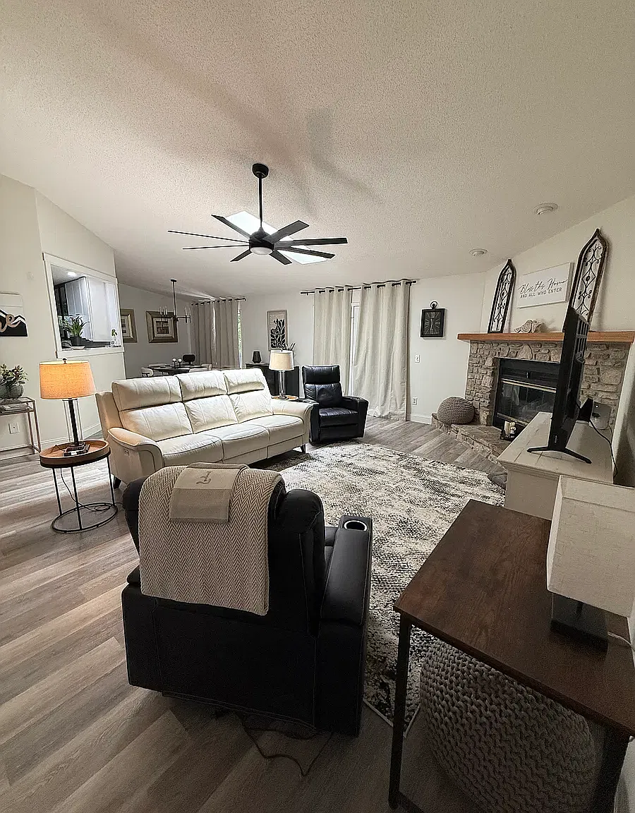 3 bed, 2075 sqft, $2,250 — Photo 4