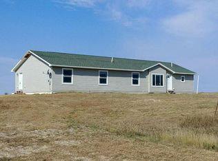 6813 105th Dr NW, Tioga, ND 58852