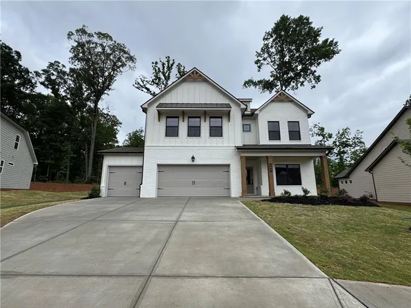 102 Rose Lake Ct, Hoschton, GA 30548