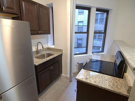2nd image of 4146 50th St APT 3G