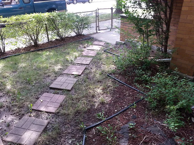 1512 E 73rd St #2 — Photo 3