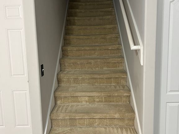 3rd image of 528 Pippin Dr