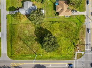 6910 36th Ave E, Palmetto, FL 34221