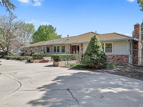 3rd image of 6763 Gertrude Ave