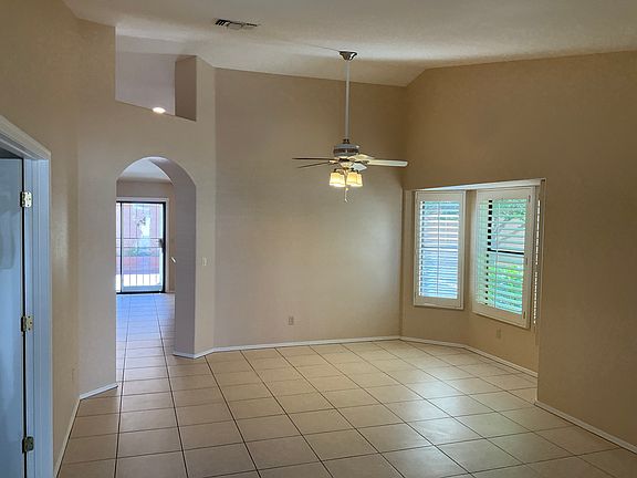 3rd image of 9960 N Hillview Dr