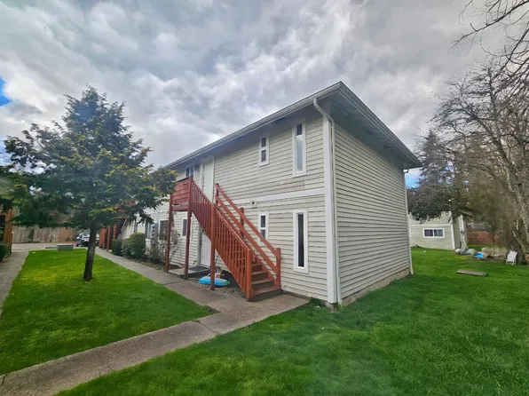 5030 212th St SW APT D, Mountlake Terrace, WA 98043