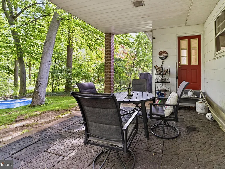 292 Glenn Ave — Photo 13