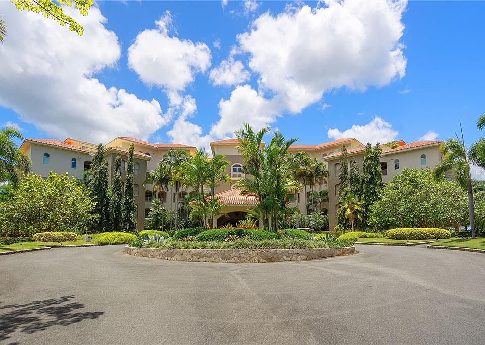 1st image of 500 PLANTATION VILLAGE DRIVE #PH 2-403
