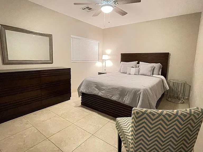 9233 W Highland Ave — Photo 12
