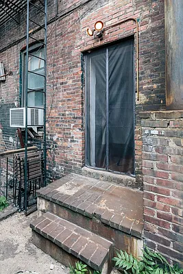 Rented by Sky Management | media 24