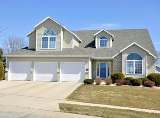 5106 Palmer Pl NW, Rochester, MN 55901