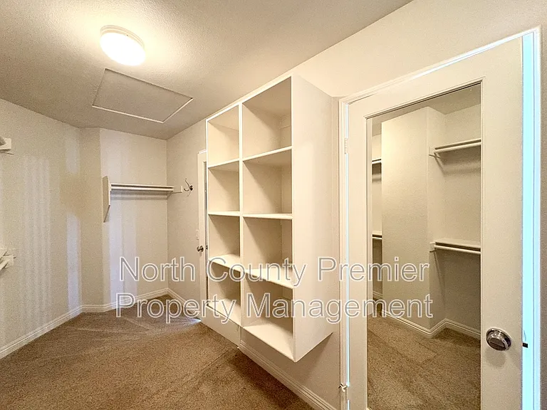 6071 Paseo Pradera — Photo 32