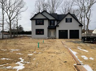 472 Muller Avenue, Bayville, NJ 08721