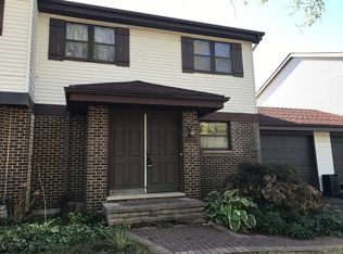 7S458 Olympia Ct, Naperville, IL 60540