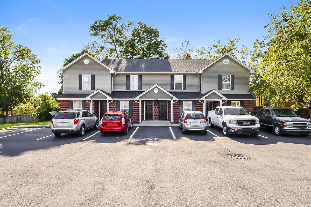 Building Photo - 1150-1156 1164 Woodland #DRIVE;-1204