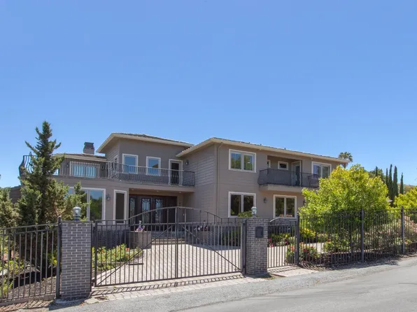 436 Summit Dr, Redwood City, CA 94062