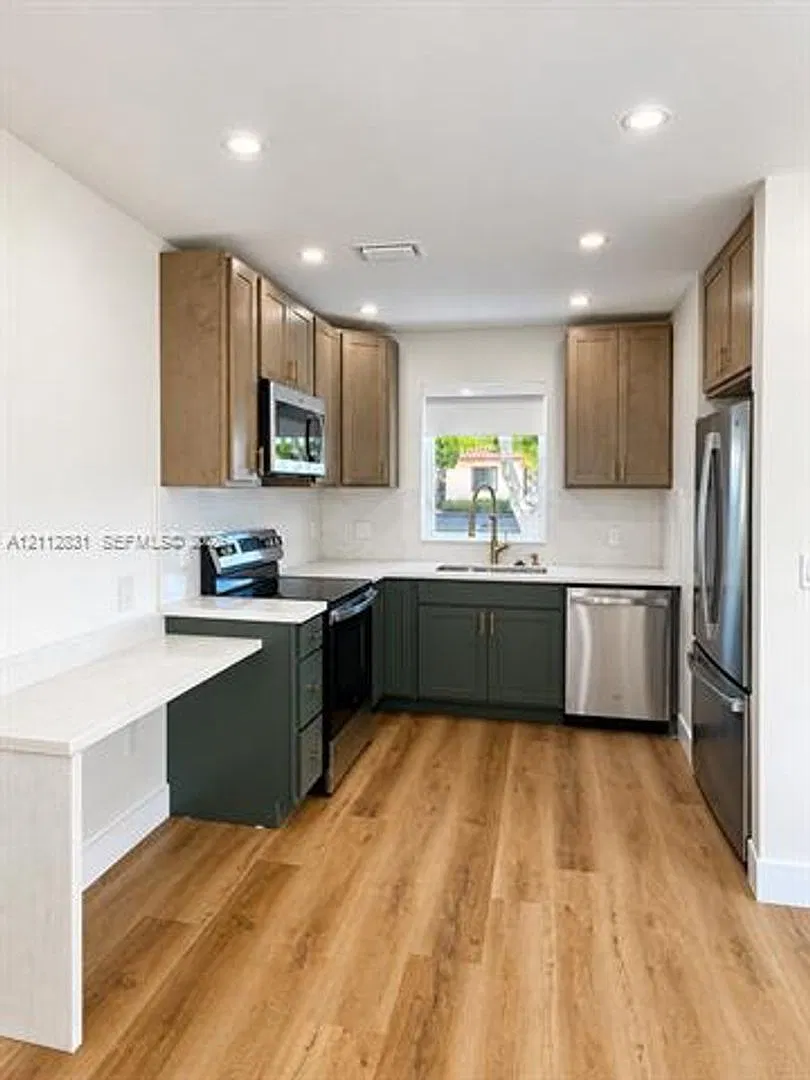 2824 SW 32nd Ct cu-2822, Miami, FL 33133 — Photo 1