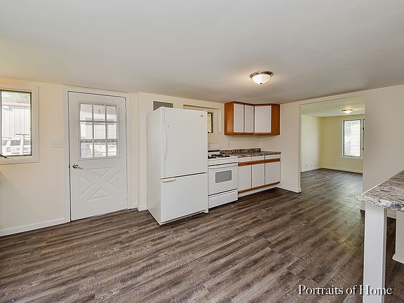 4th image of 109 Home Dr