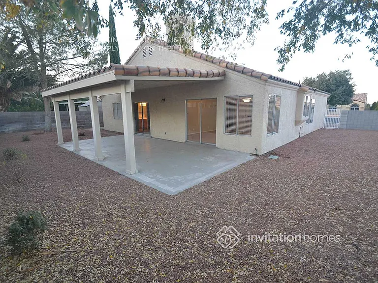 941 Chaps Cir — Photo 11