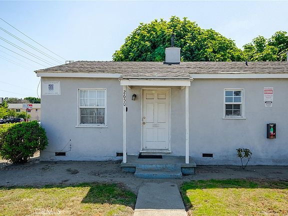 4th image of 2650 E Carson St