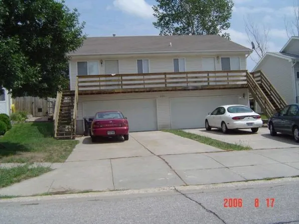 3140 NW 7th St, Lincoln, NE 68521