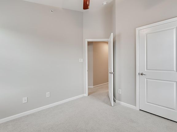 3rd image of 3923 Strolling Ln