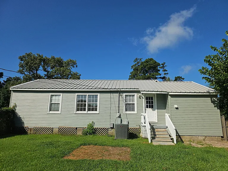1307 Aaron Ave — Photo 37