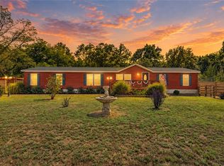 16123 Fruitwood Rd, Gravette, AR 72736