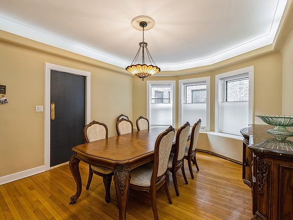 5th image of 5517 S Hyde Park Blvd #2S
