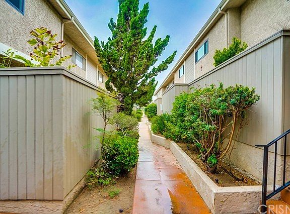 4th image of 511 Meyer Ln Unit 25