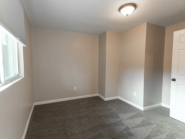 8 Enfield St #1 — Photo 25