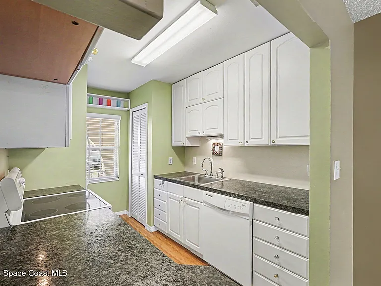 1047 Small Ct #38 — Photo 10
