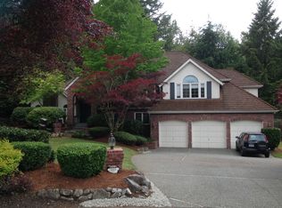 25701 SE 32nd Pl, Sammamish, WA 98075