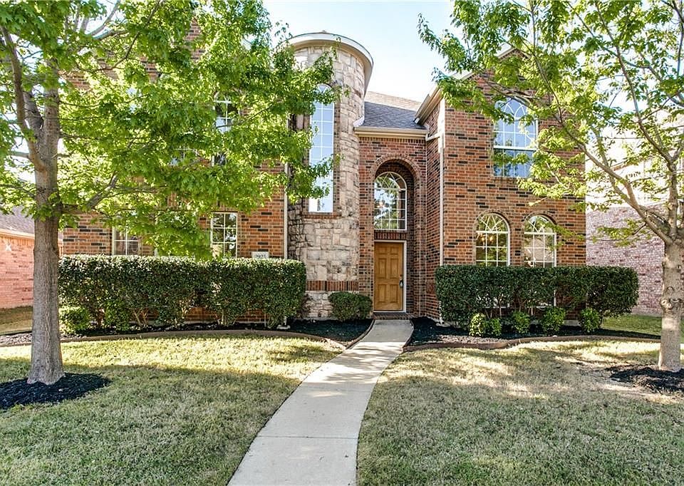 1st image of 2925 Hancock Dr