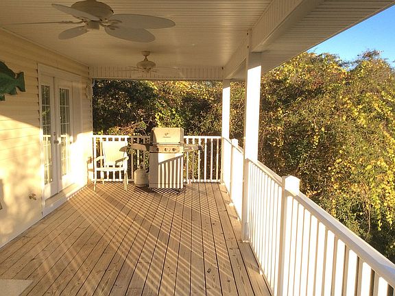 2nd image of 3 Flagler Dr