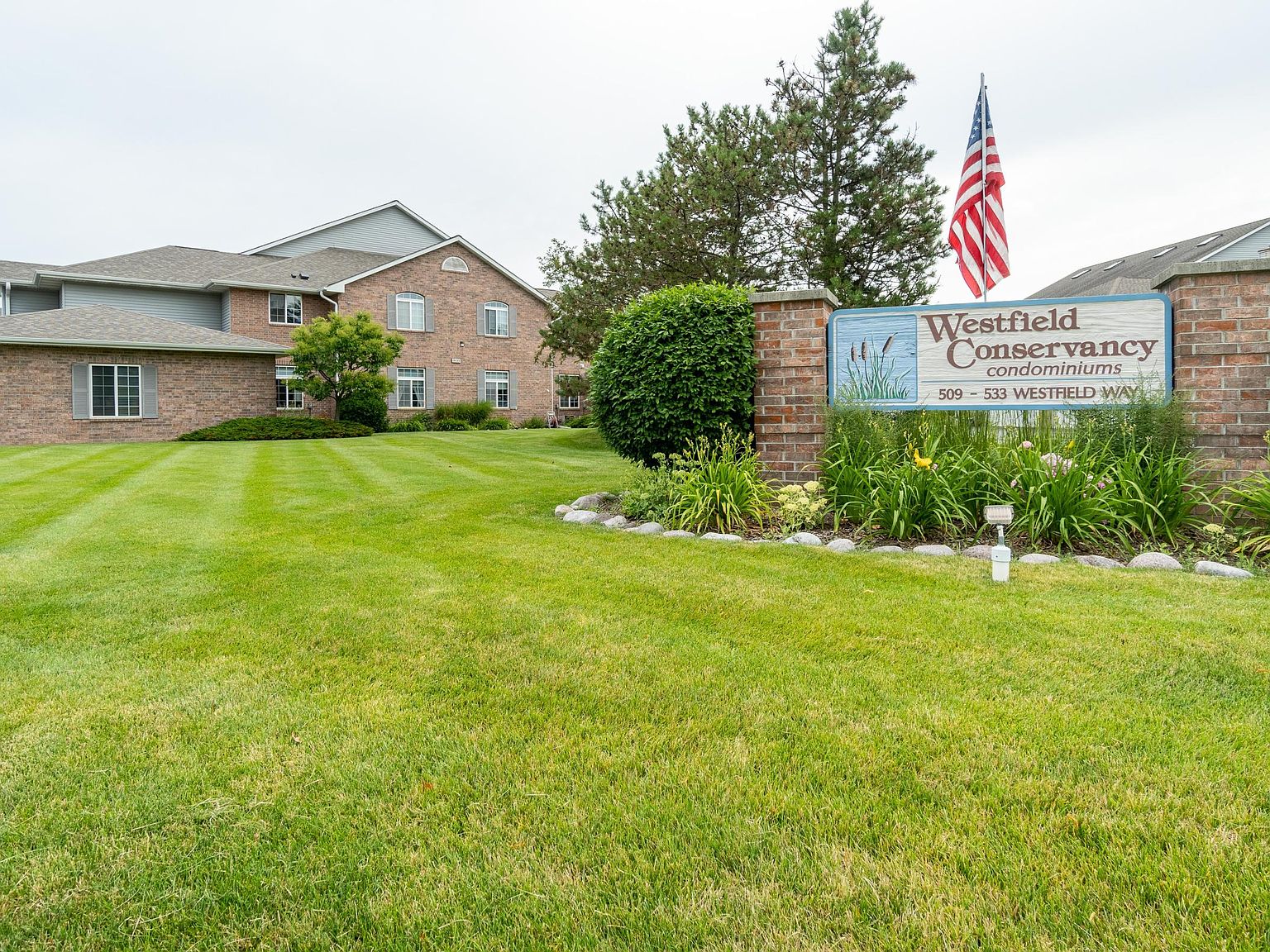 533 Westfield Way, Pewaukee, WI 53072 Zillow